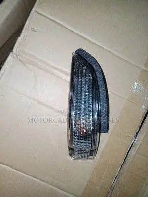 Side Mirror Signal/Indicator Fielder/Vitz/Premio/Auris