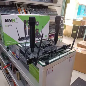 BNK BK8400 Two Lapel/Collar Microphones and 2 Handheld Mics