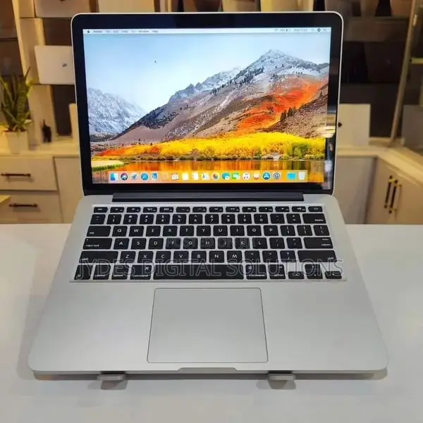 Laptop Apple MacBook Pro 2015 8GB Intel Core I5 SSD 256GB
