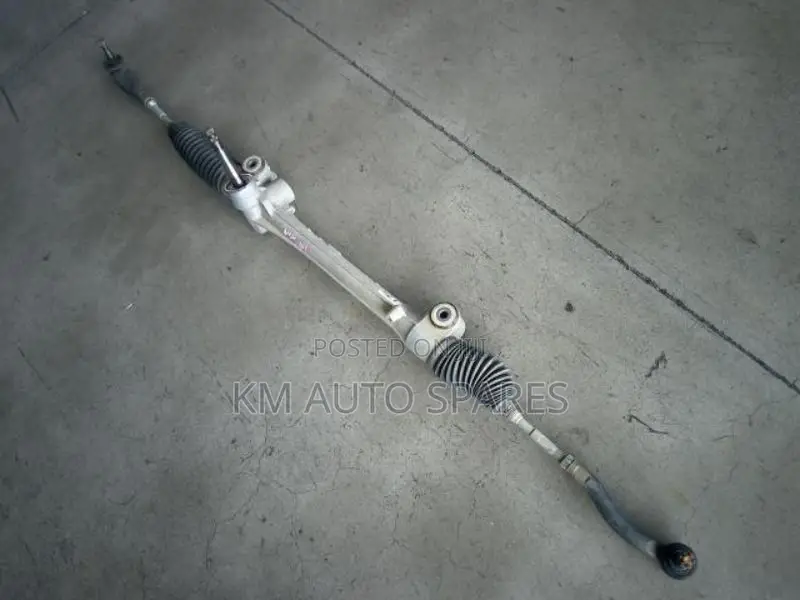 Toyota Belta Steering Rack.