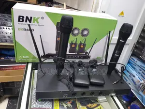 BNK 8400 4in1 UHF (2hand Held and 2 Lapels) Microphone