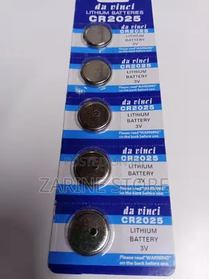 Lithium Batteries CR2025 With Battery of 3V