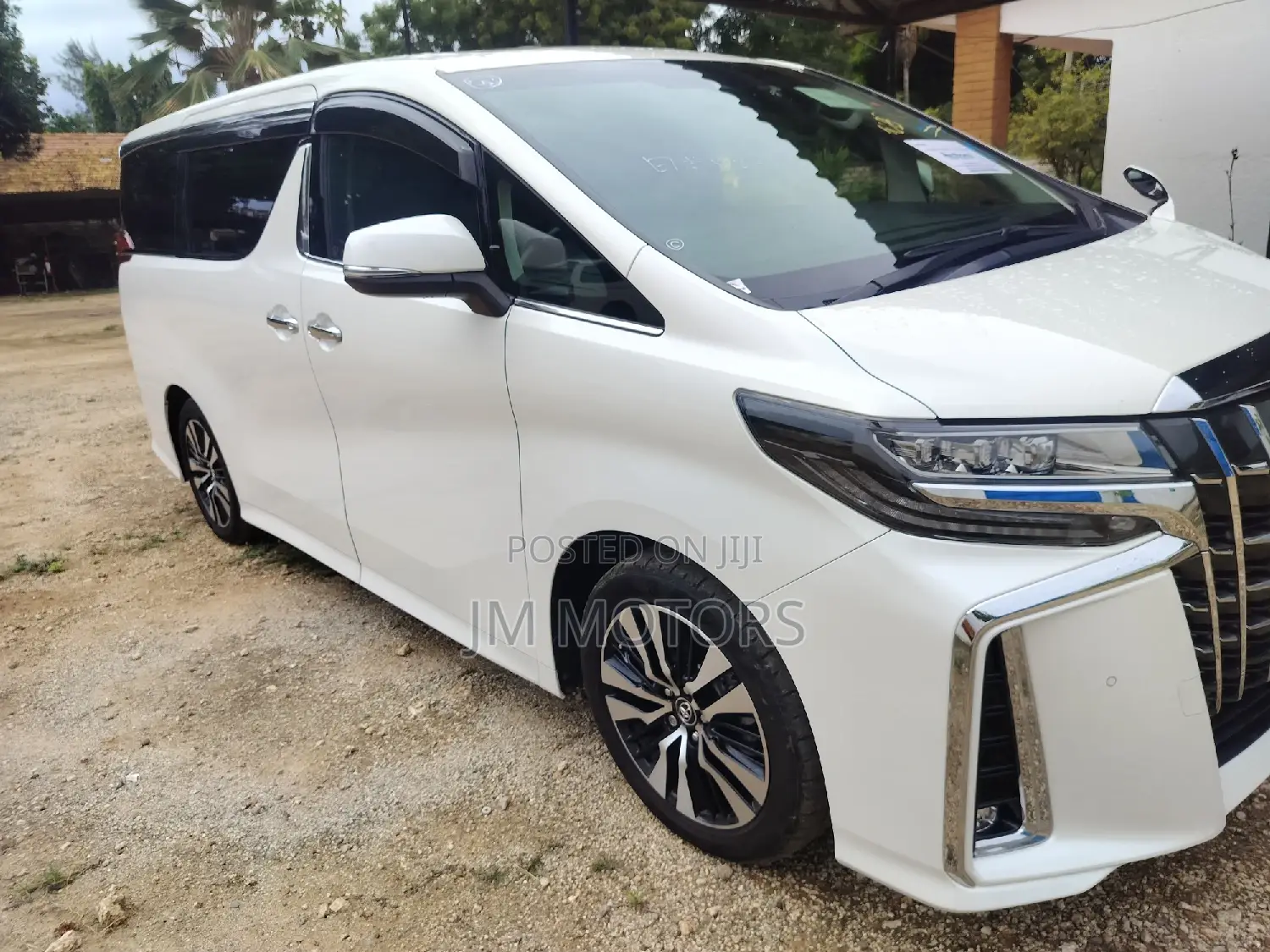 Toyota Alphard 2017 White