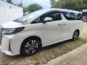 Toyota Alphard 2017 White