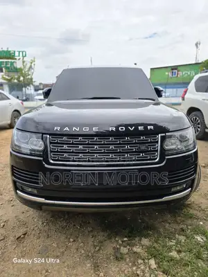Land Rover Range Rover Vogue 2017 Matt Black