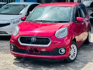 Toyota Passo 2017 Red