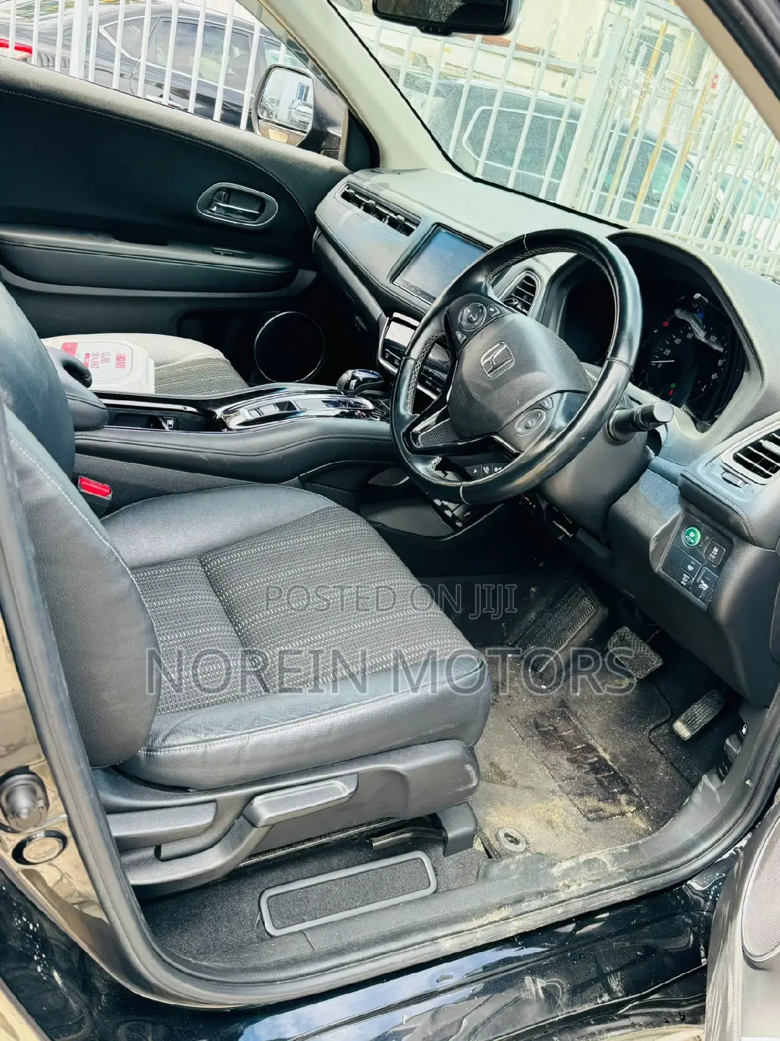 Honda Vezel 2017 Gray