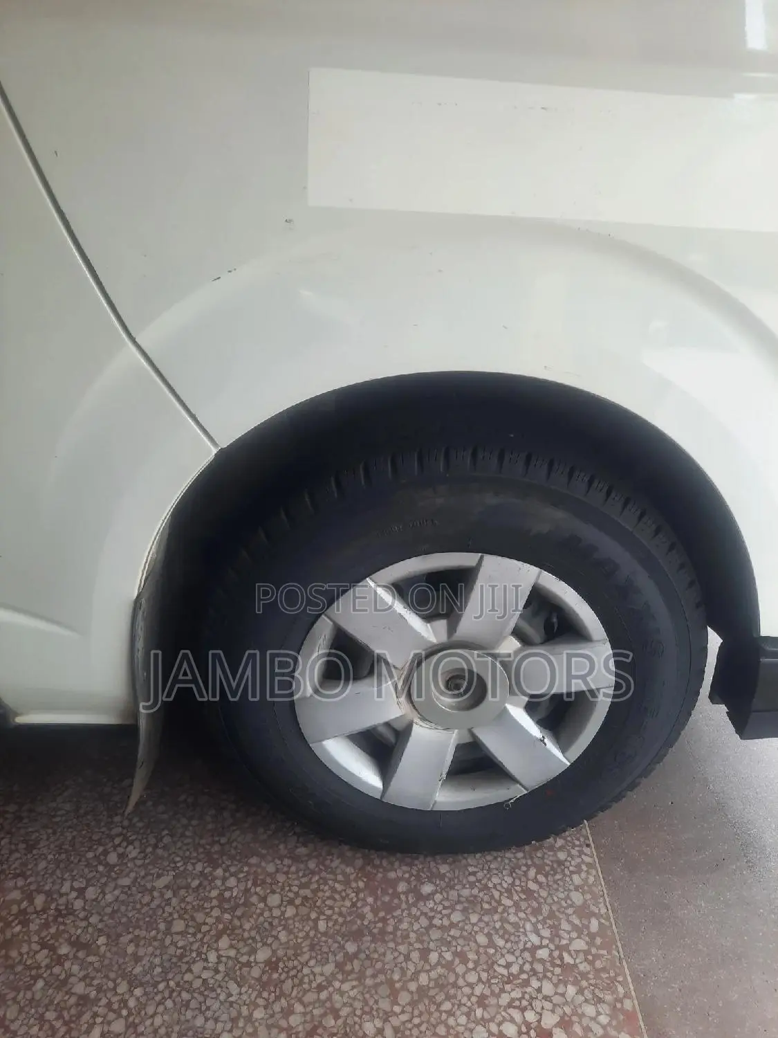 Toyota HiAce 2015 White