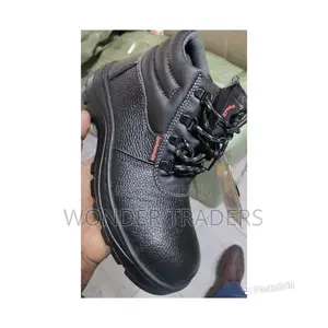 Safety Boot. Industrial Safety Boots