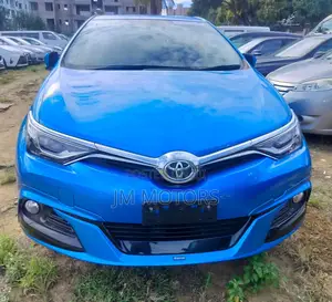 Toyota Auris 2017 Blue