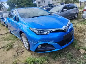 Toyota Auris 2017 Blue