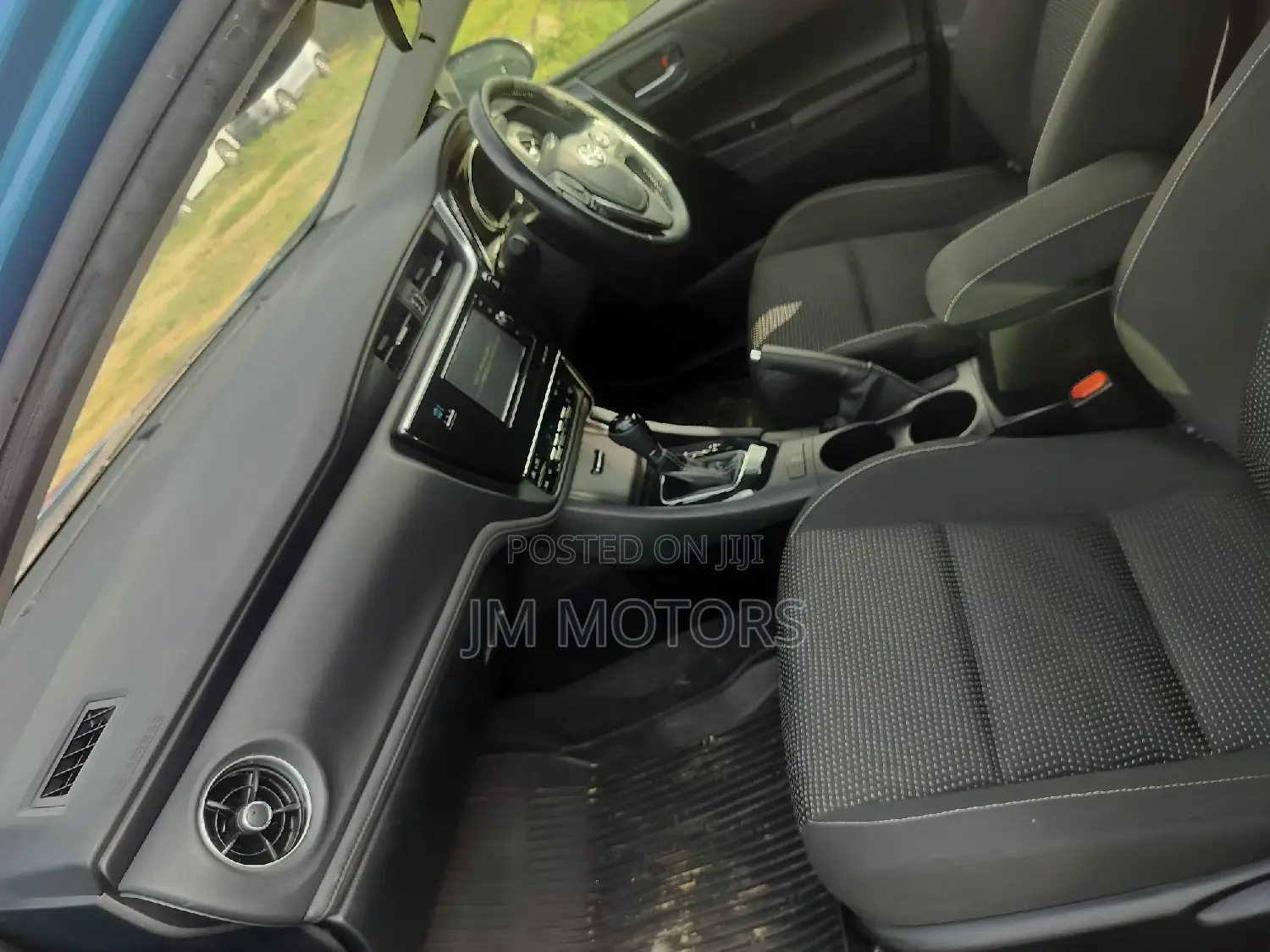 Toyota Auris 2017 Blue
