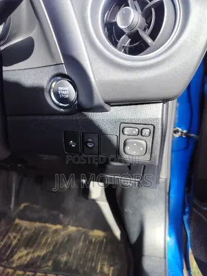 Toyota Auris 2017 Blue