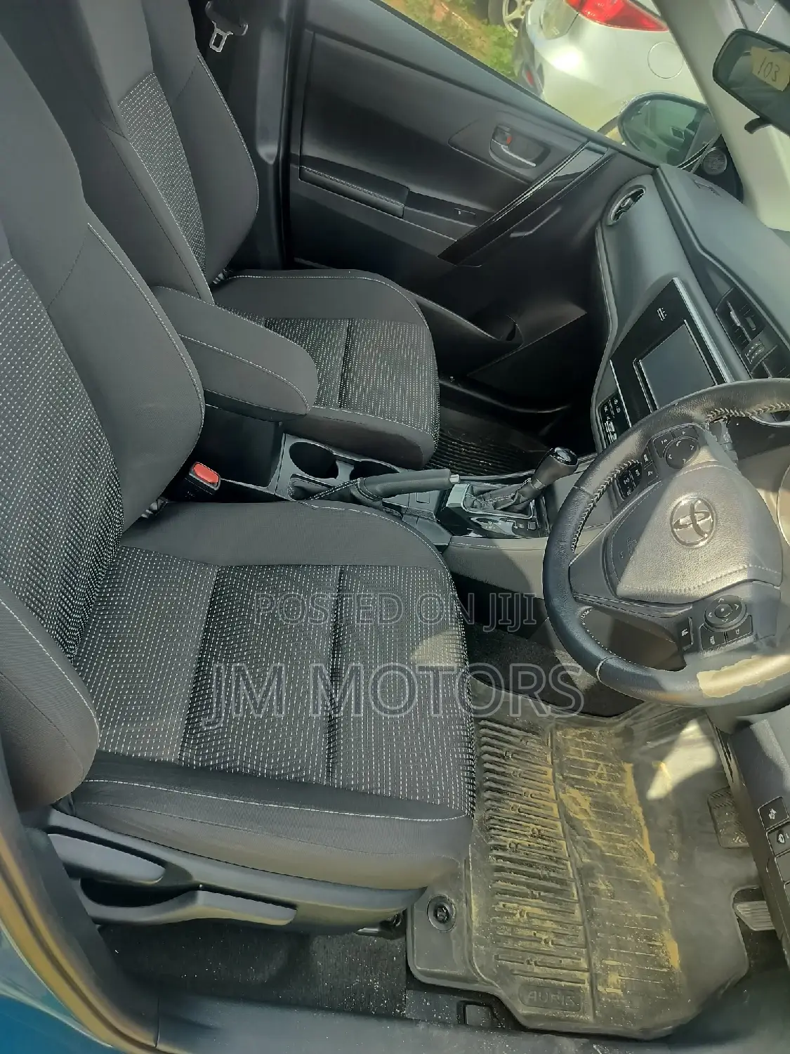Toyota Auris 2017 Blue