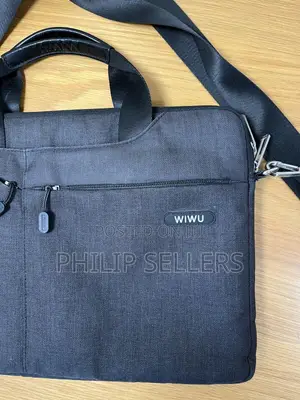 Wiwu Tailored 14” Macbook Air Laptop Hand/Shoulder