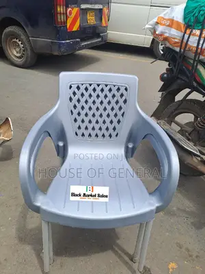 Strong Plastic Chair With Metal Legs