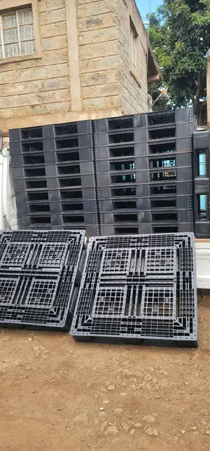 Plastic Pallets - Heavy Duty Plastic Pallets - 110*110*15cms