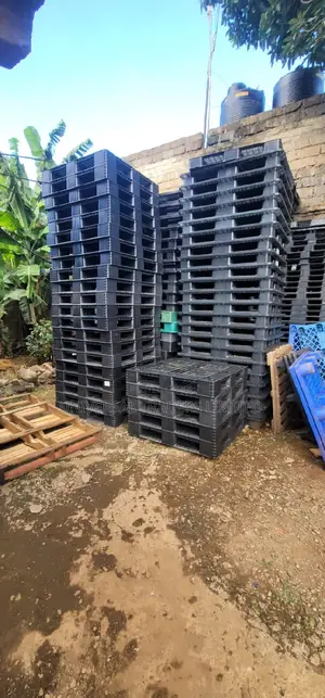 Heavy Duty Plastic Pallets - HD - 1100*1100*150mm