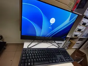 New Desktop Computer HP 200 G4 8GB Intel Core I7 HDD 512GB