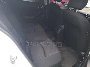 Mazda Axela SV Premium 2014 White