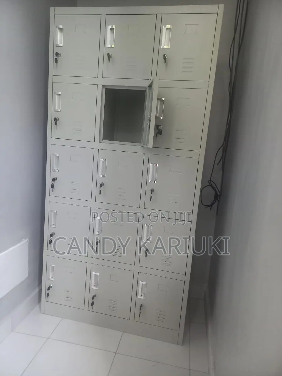 Changing Room Area Lockers (15 Compartments)