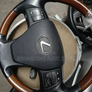 Lexus 450 Steering Wheel Airbag.