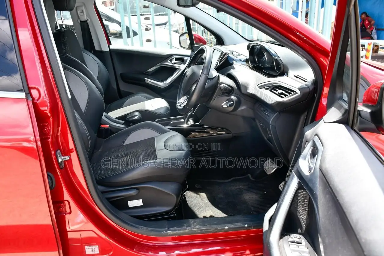 Peugeot 2008 2017 Red