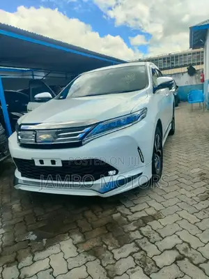 Toyota Harrier 2.0 Turbo 2017 White