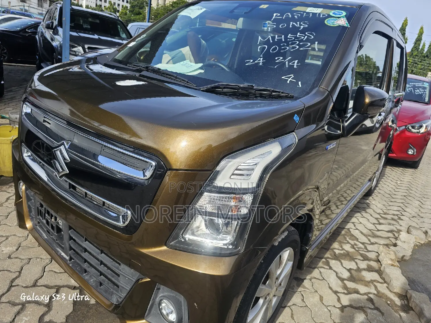 Suzuki Solio 2018 Brown
