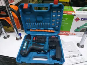 Professional 26V Makita Cordless Drill Set With Briefcase