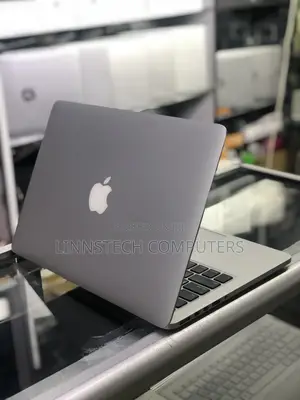 Laptop Apple MacBook Pro 2015 8GB Intel Core I5 SSD 256GB