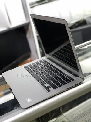 Laptop Apple MacBook Air 2017 8GB Intel Core I7 SSD 256GB