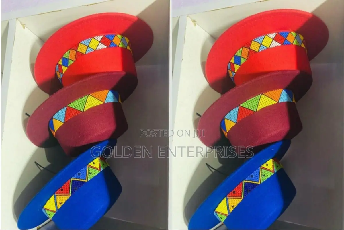Fashionable Flat Top Beaded Fedora Hat