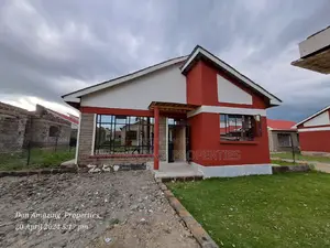 3bdrm Bungalow in Gated All Ensuite, Malaa for sale