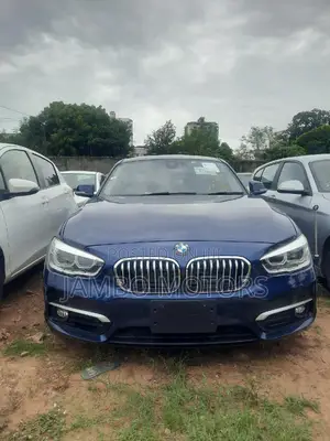BMW 118i 2017 Blue