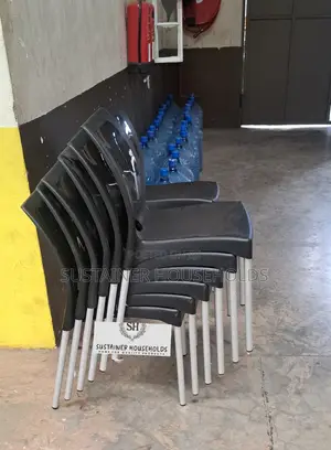 10 PCS Armless Bruno Plastic Chairs for Adults