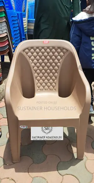 Plastic Chairs [Brown]
