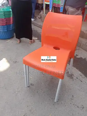 Strong Armless Plastic Chair With Metal Tubing Legs