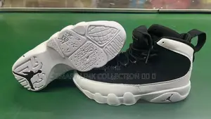 Air Jordan 9