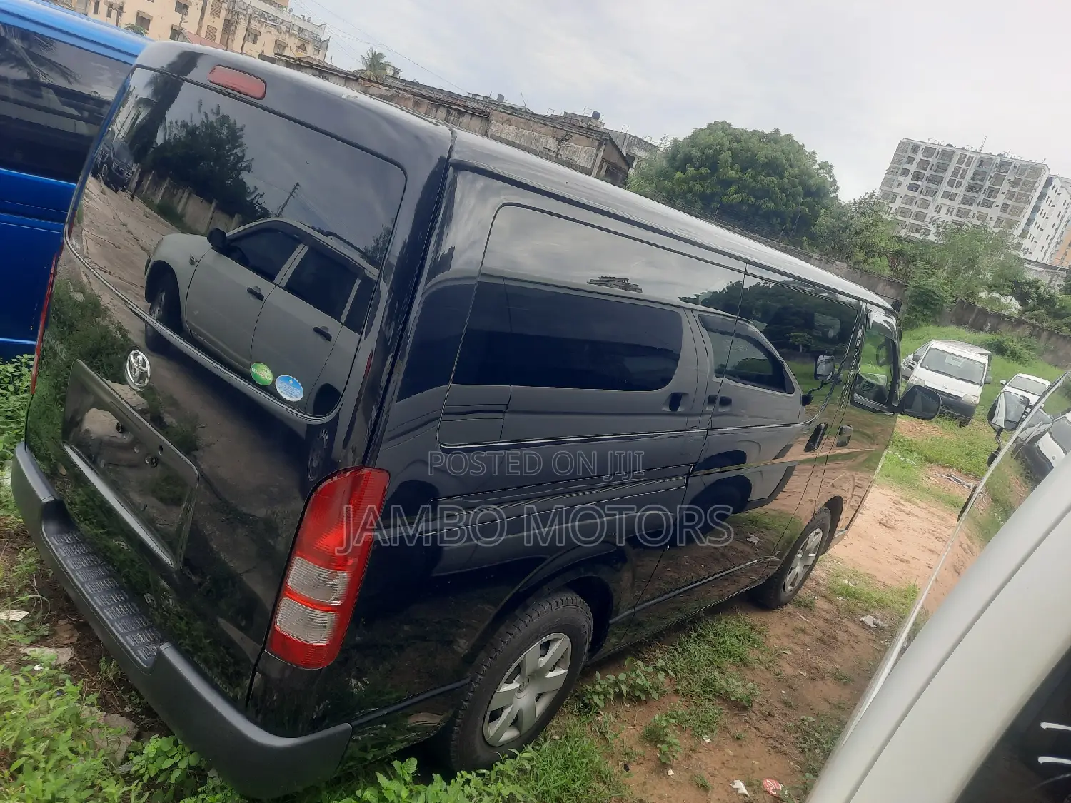 Toyota Regius 2017 Black