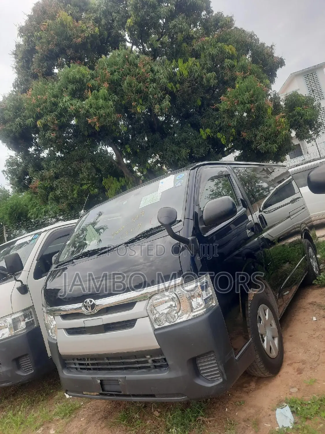 Toyota Regius 2017 Black
