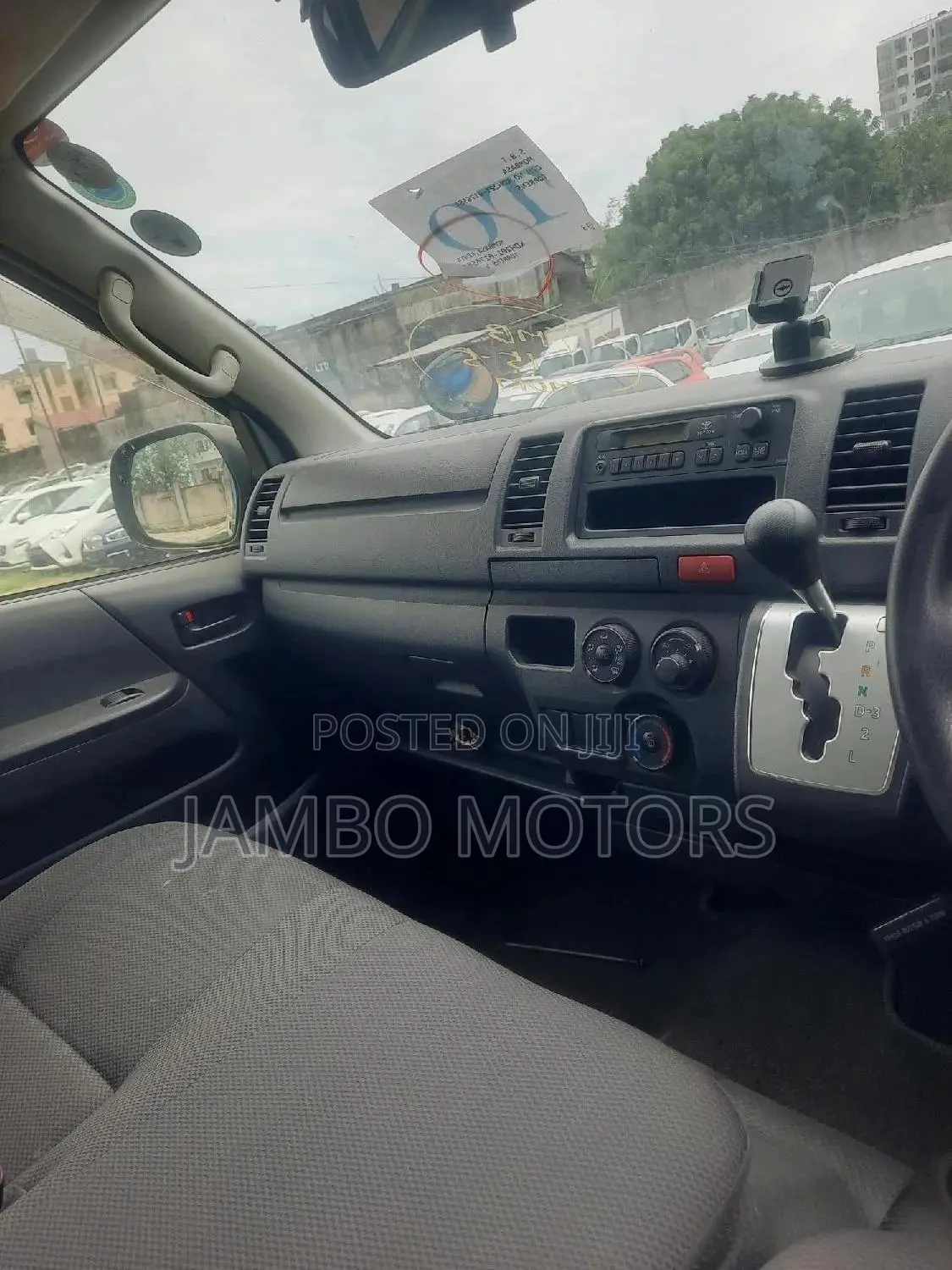 Toyota Regius 2017 Black
