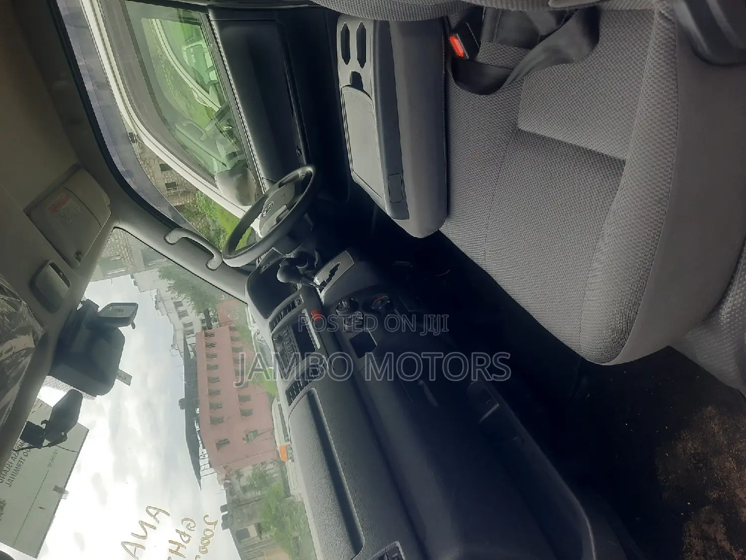 Toyota Regius 2017 Black