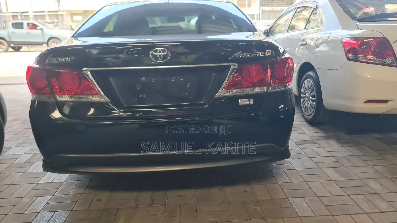 Toyota Crown 2017 Black