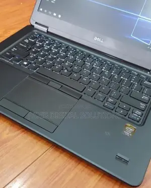 Laptop Dell Latitude E7450 8GB Intel Core I5 SSD 256GB