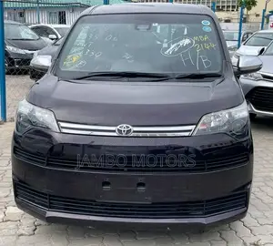 Toyota Spade 1.5 2017 Gray