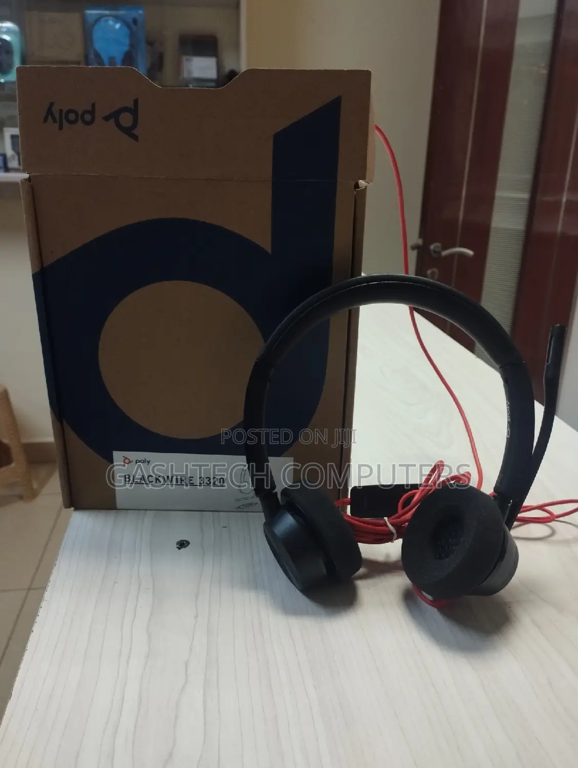 Poly Blackwire 3320 Headset || Poly Blackwire 3320 Headset