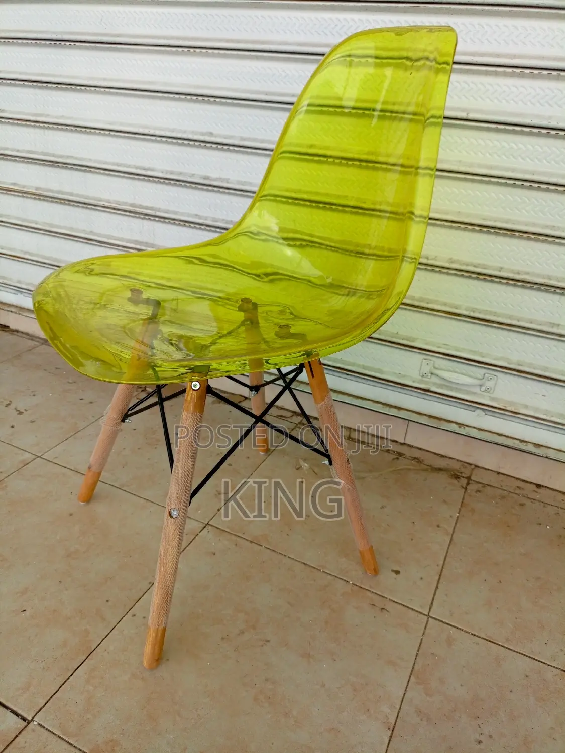Clear Chair Eames Chair