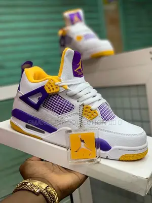 Air Jordan 4