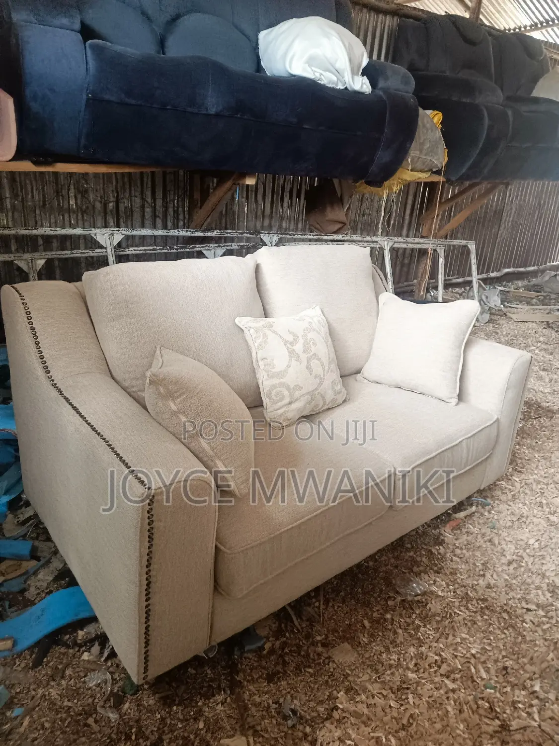 Unique Stylish Sofa, 2 Seater With Throw Pillows.